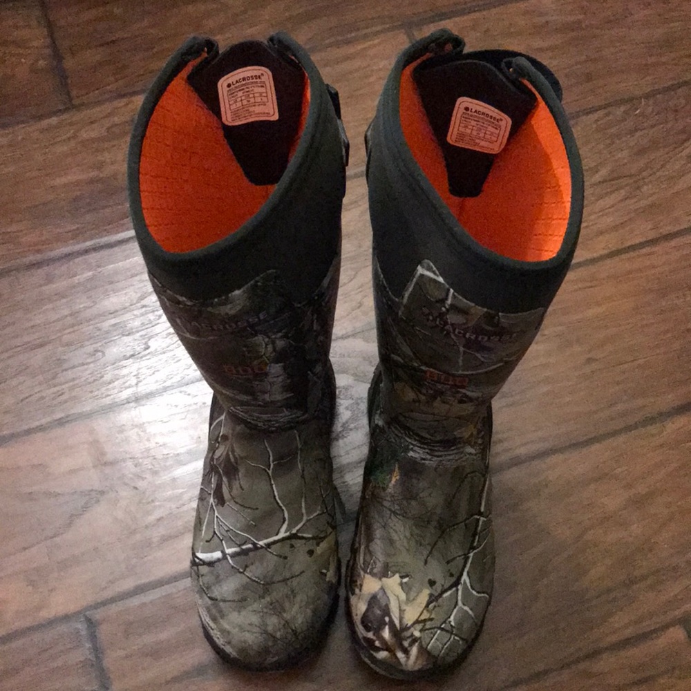 ••SOLD•• Camo rubber boots